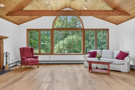 3 Lalli Drive Katonah NY 10536