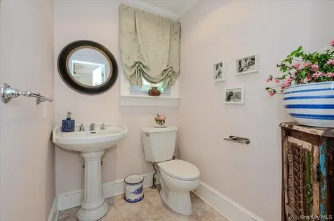 11 Demott Avenue Rockville Centre NY 11570