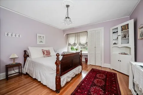 11 Demott Avenue Rockville Centre NY 11570