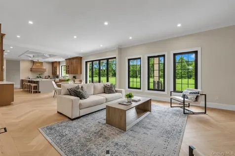 26 Bacon Road Old Westbury NY 11568