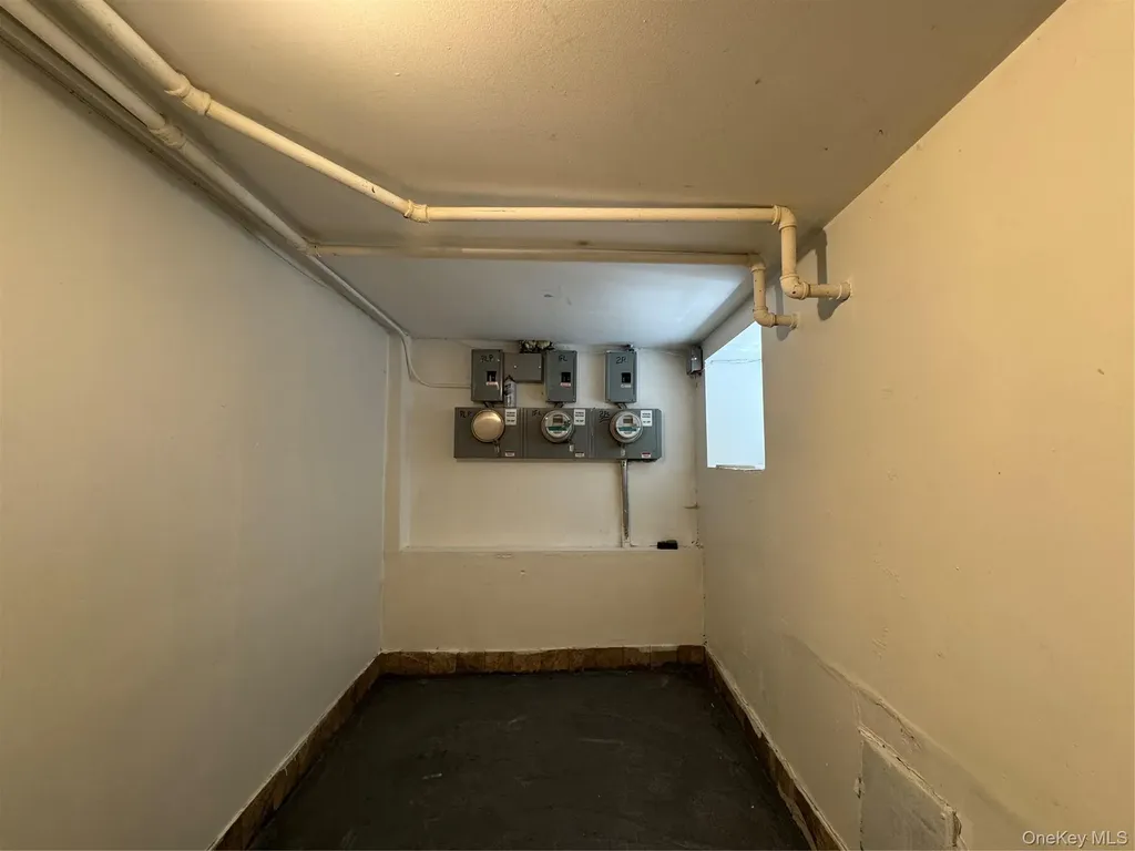 2263 Ryer Avenue Bronx NY 10457
