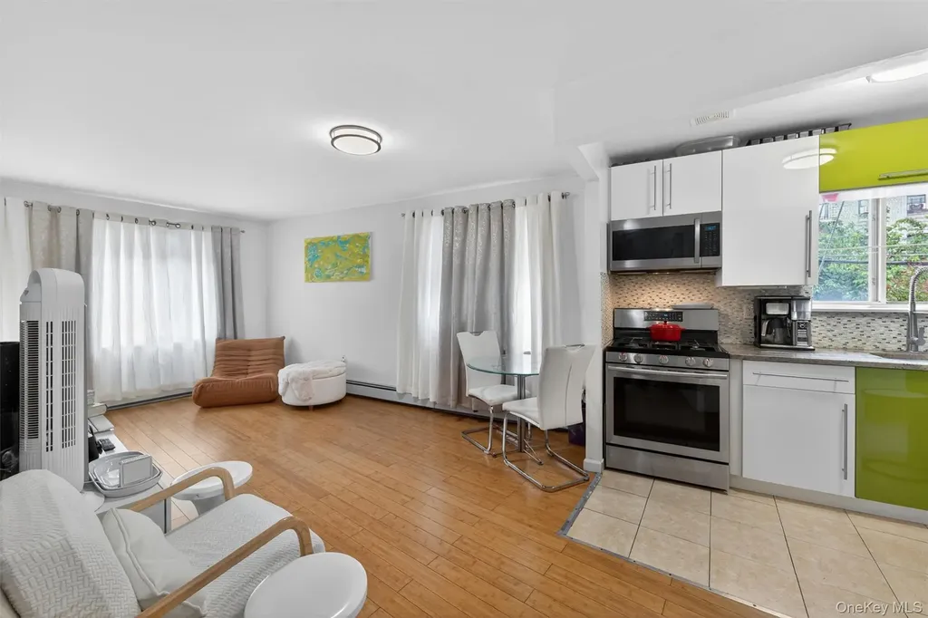 3241 Parkside Place Bronx NY 10467