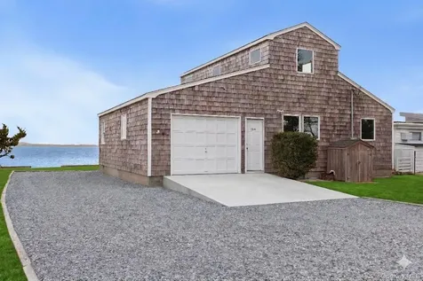 154 Shore Drive E Amagansett NY 11930