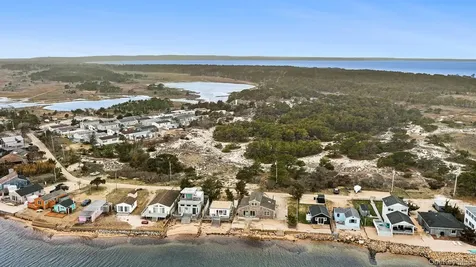 154 Shore Drive E Amagansett NY 11930