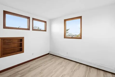 154 Shore Drive E Amagansett NY 11930