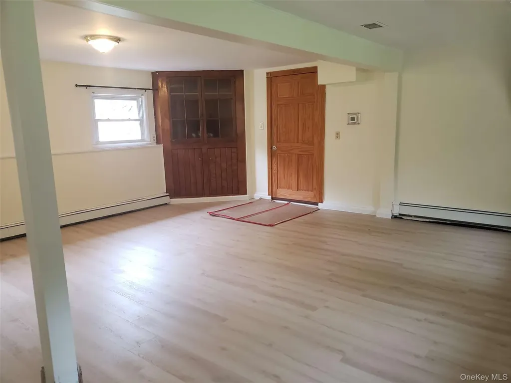 1446 Salt Point Turnpike Pleasant Valley NY 12569