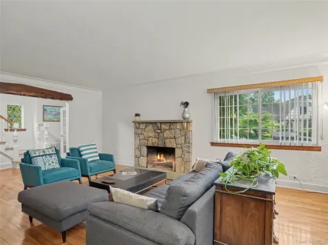 7 Huntwood Place Mount Vernon NY 10552
