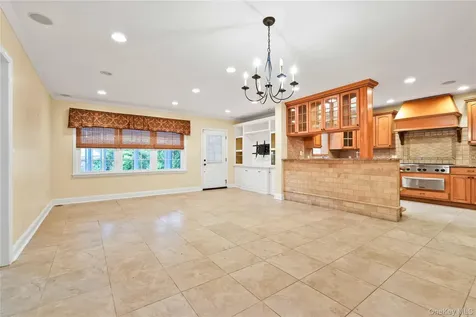 21405 53rd Avenue Bayside NY 11364