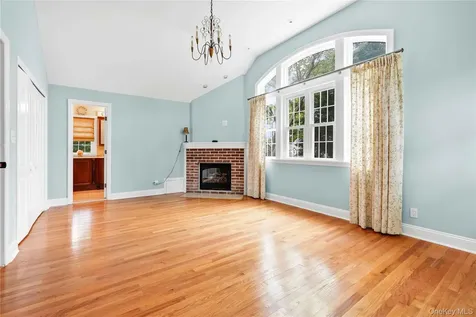 21405 53rd Avenue Bayside NY 11364