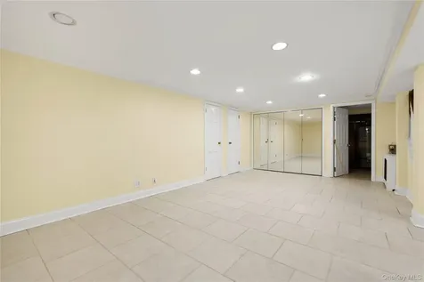 21405 53rd Avenue Bayside NY 11364