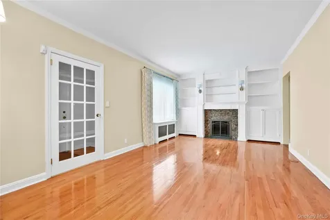 21405 53rd Avenue Bayside NY 11364