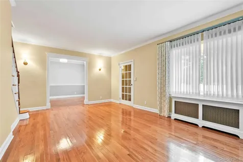 21405 53rd Avenue Bayside NY 11364