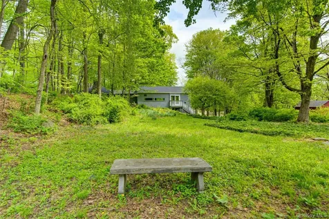 98 Mount Airy Road S Croton-on-hudson NY 10520