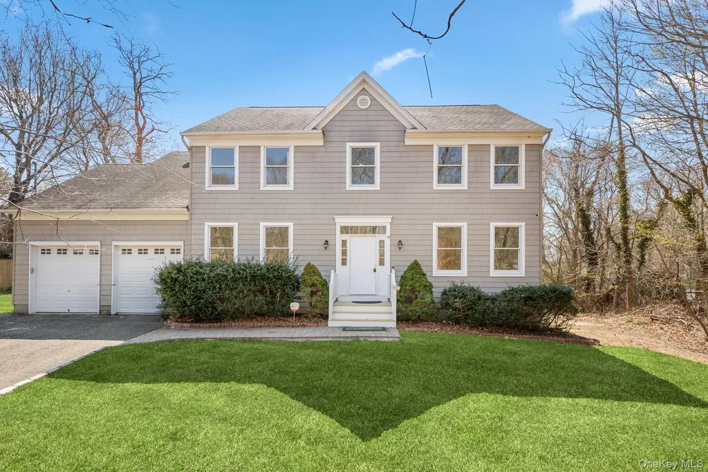 1871 Edwards Avenue Calverton NY 11933