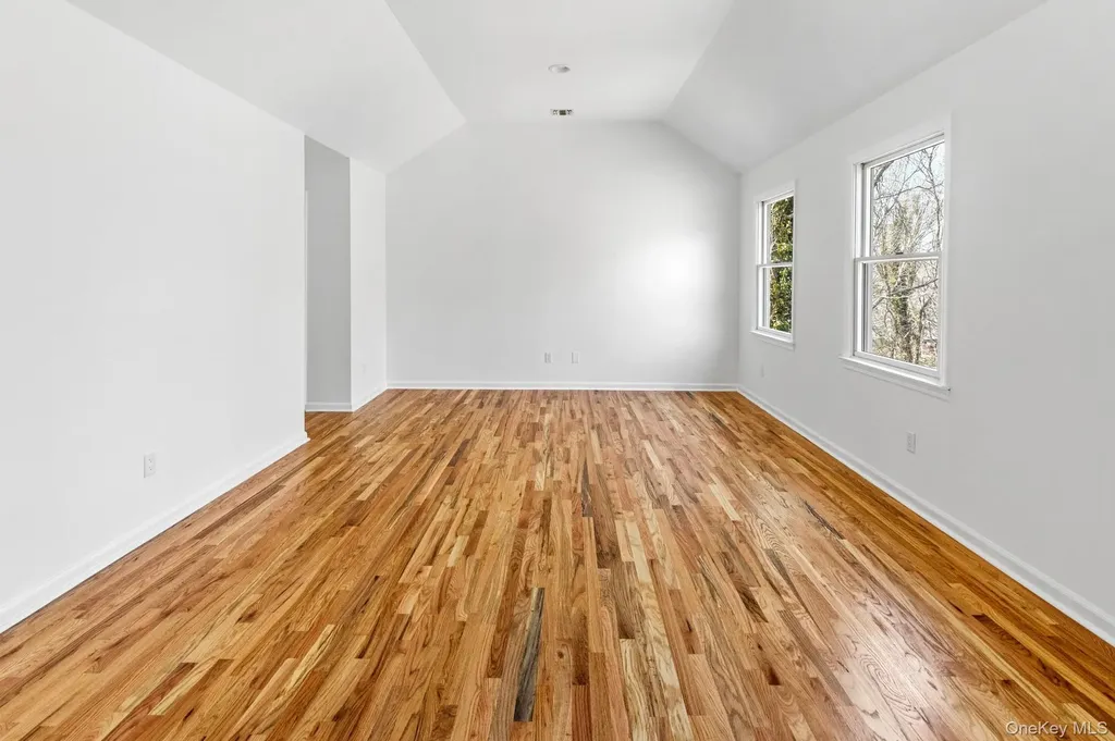 1871 Edwards Avenue Calverton NY 11933
