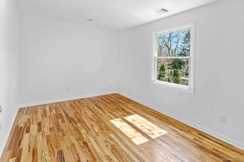 1871 Edwards Avenue Calverton NY 11933