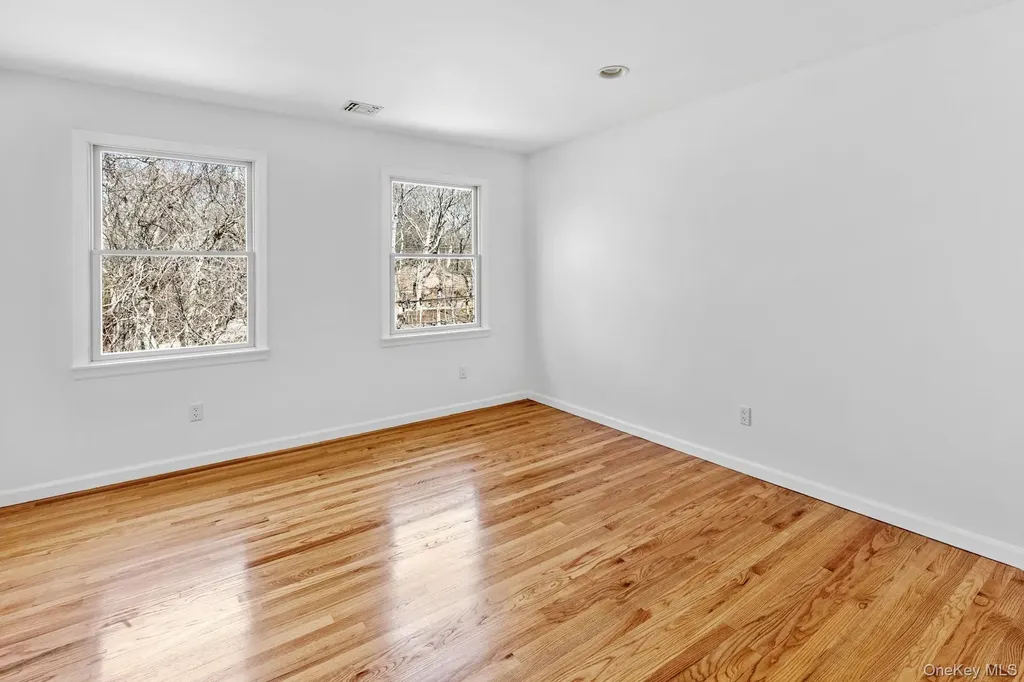 1871 Edwards Avenue Calverton NY 11933