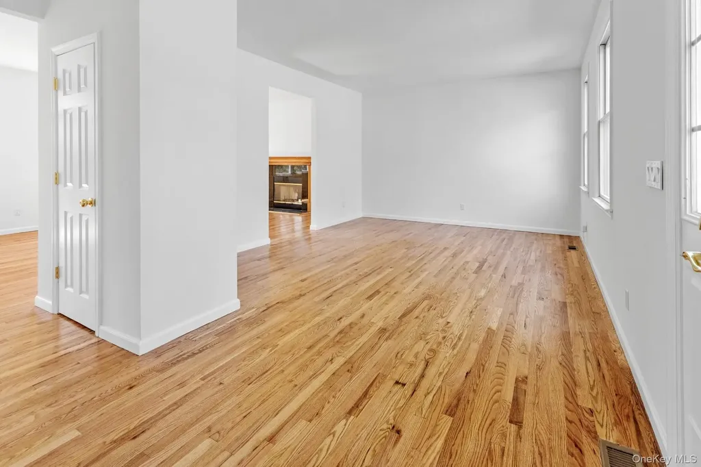 1871 Edwards Avenue Calverton NY 11933