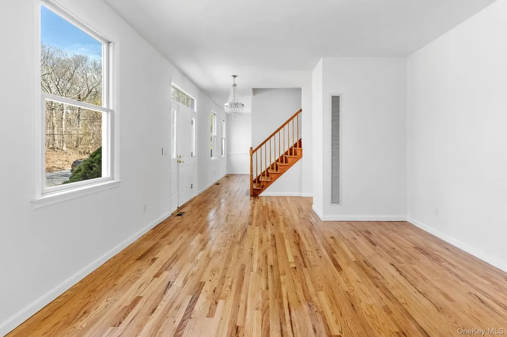 1871 Edwards Avenue Calverton NY 11933