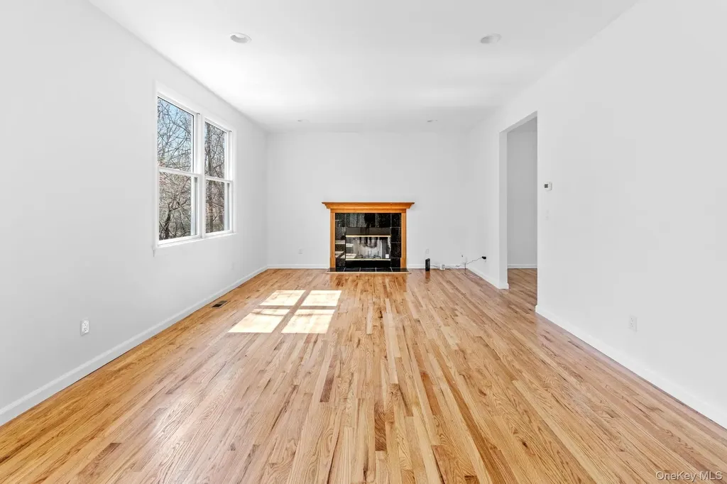 1871 Edwards Avenue Calverton NY 11933