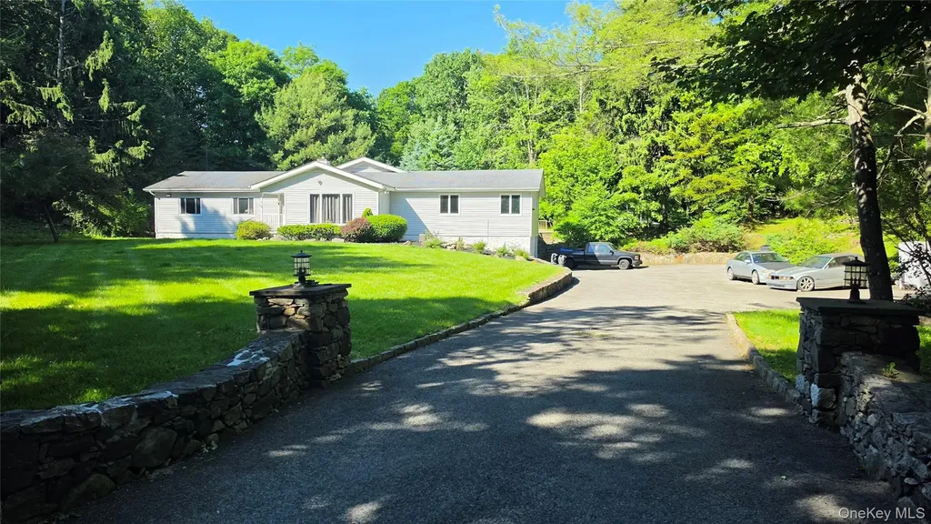 54 Allapartus Road Ossining NY 10562