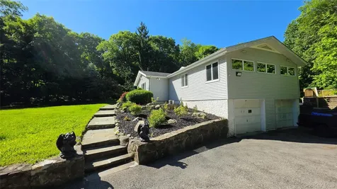 54 Allapartus Road Ossining NY 10562