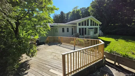 54 Allapartus Road Ossining NY 10562