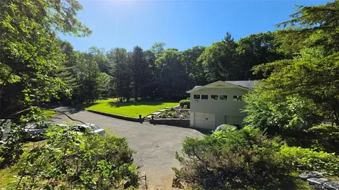 54 Allapartus Road Ossining NY 10562
