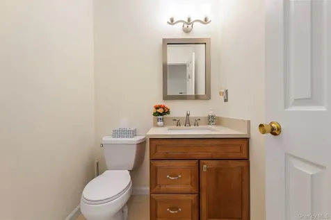 47 Jordan Drive Medford NY 11763