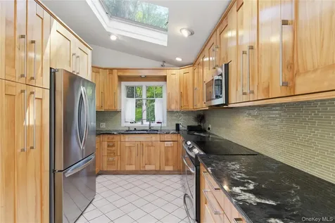 169 Bay Road Huntington Bay NY 11743