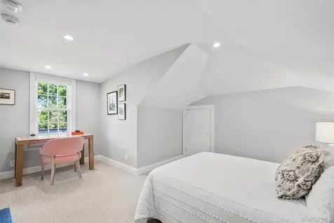30 Elm Avenue Larchmont NY 10538
