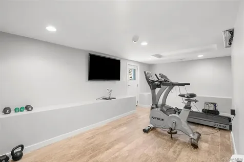 30 Elm Avenue Larchmont NY 10538