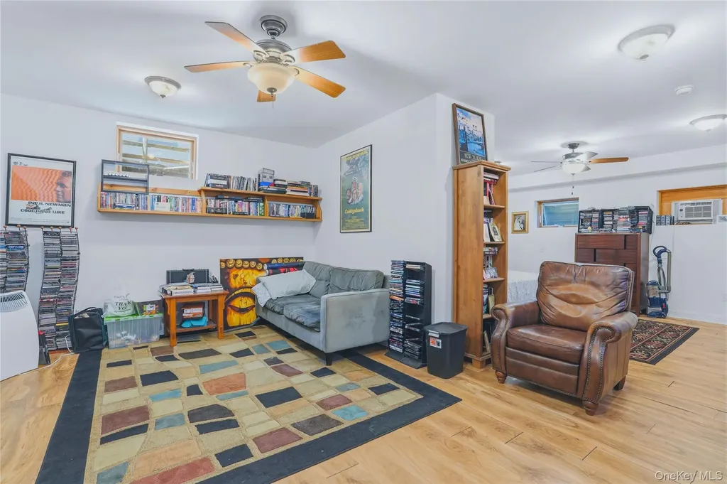 24 S Parsonage Street Rhinebeck NY 12572