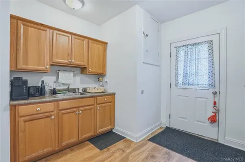 24 S Parsonage Street Rhinebeck NY 12572