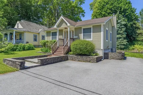 24 S Parsonage Street Rhinebeck NY 12572