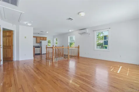 24 S Parsonage Street Rhinebeck NY 12572