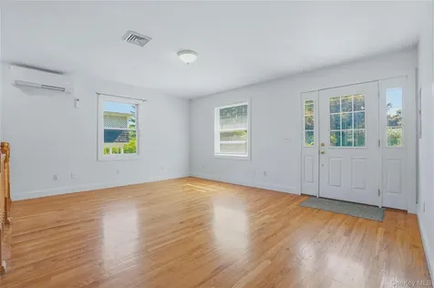 24 S Parsonage Street Rhinebeck NY 12572