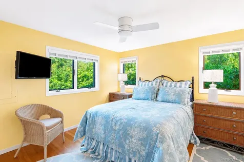 216 Broadway Saltaire NY 11706