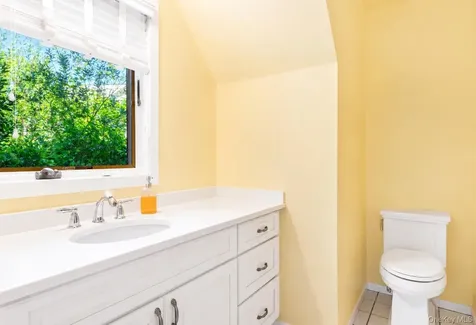 216 Broadway Saltaire NY 11706