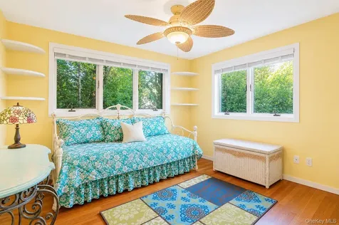 216 Broadway Saltaire NY 11706