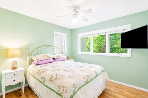 216 Broadway Saltaire NY 11706