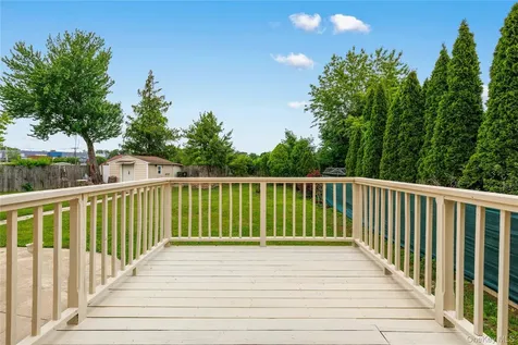 46 Mathews Street Harrison NY 10528