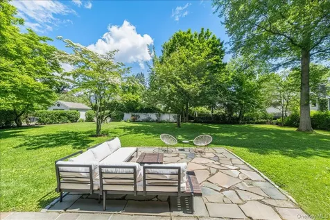 294 Weaver Street Larchmont NY 10538