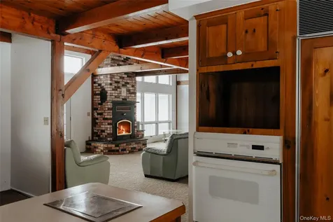 26 Beckys Hill Road Hurleyville NY 12747