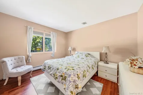 6 Sachem Court Farmingville NY 11738