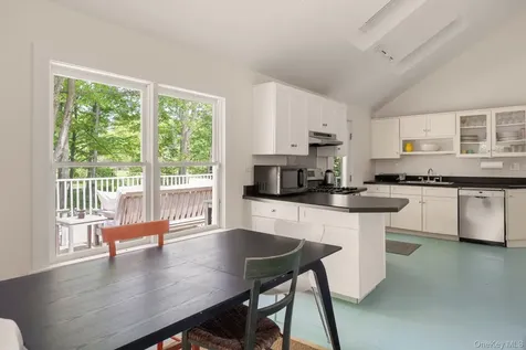 74 Willow Brook Road Clinton Corners NY 12514
