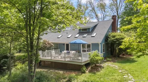 74 Willow Brook Road Clinton Corners NY 12514