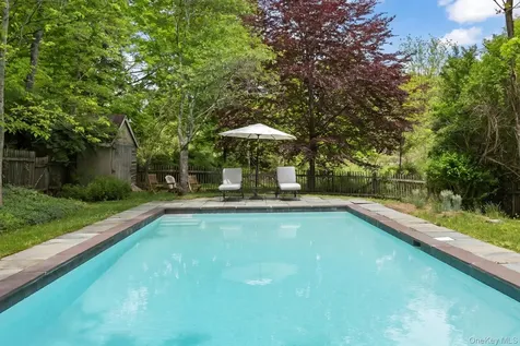 74 Willow Brook Road Clinton Corners NY 12514