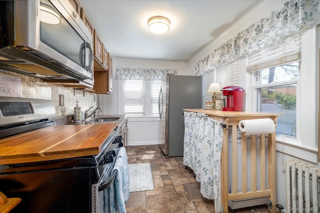 2015 Freeman Avenue East Meadow NY 11554