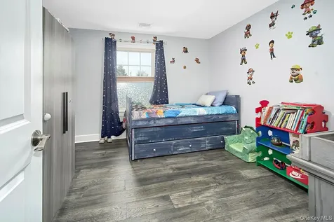 34 Lakeside Drive North Salem NY 10560